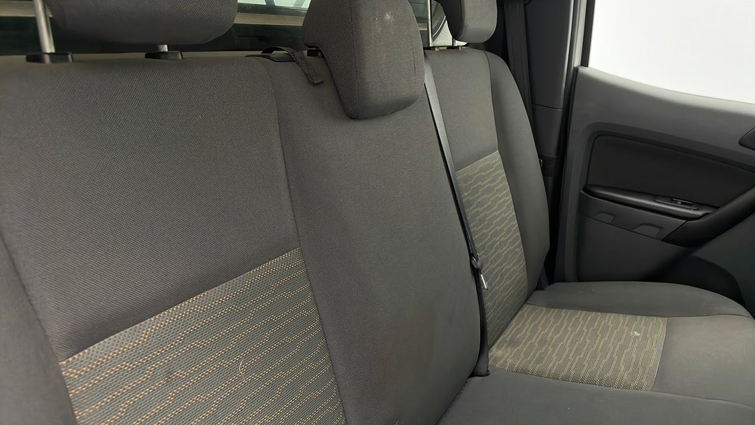 2015 Ford Ranger Xl 3.2 (4x4), Automatic, 107913 km, Right Side Rear Door Cabin View