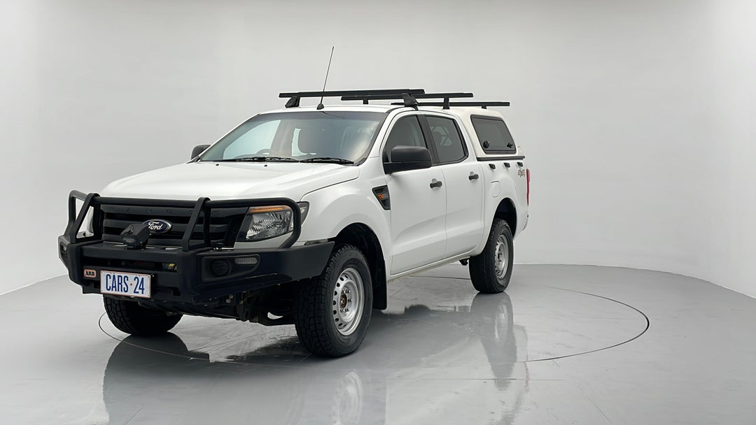 2015 Ford Ranger Xl 3.2 (4x4), Automatic, 107913 km, Left Front Diagonal (45- Degree) View