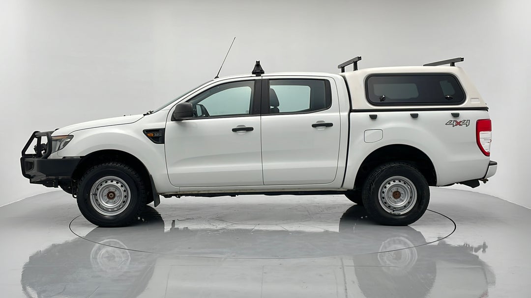2015 Ford Ranger Xl 3.2 (4x4), Automatic, 107913 km, Left Side View