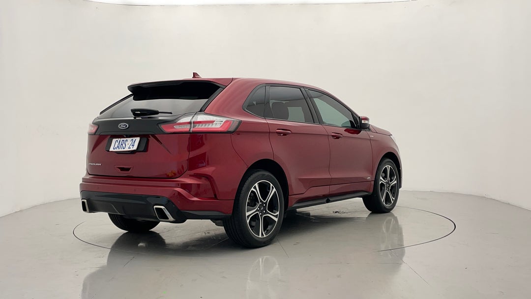 Right Back Diagonal (45- Degree) View