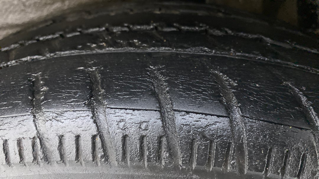 Left Rear Tyre Tread