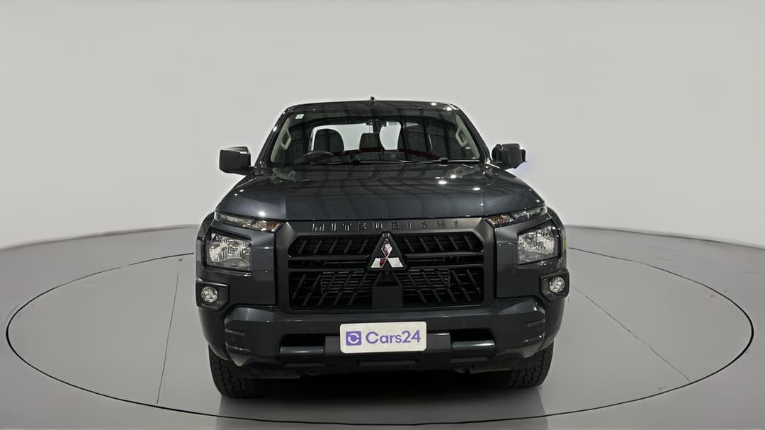 2025 Mitsubishi Triton Glx+ (4x4), Automatic, 9630 km, Front View