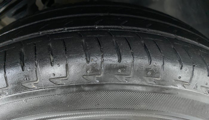 2019 Maruti IGNIS ALPHA 1.2 K12, Petrol, Manual, 16,770 km, Right Front Tyre Tread