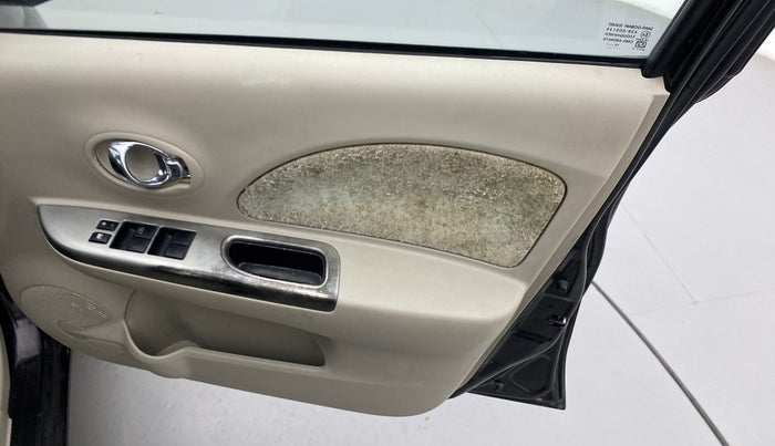 2015 Nissan Micra XV CVT, Petrol, Automatic, 75,961 km, Driver-side door - Trim has minor damage