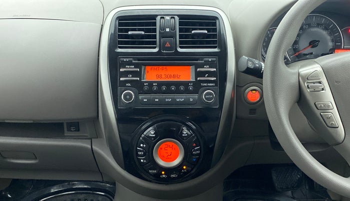 2015 Nissan Micra XV CVT, Petrol, Automatic, 75,961 km, Air Conditioner