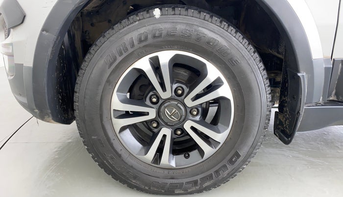 2018 Tata Hexa Varicor 400 XMA, Diesel, Automatic, 68,060 km, Left Front Wheel