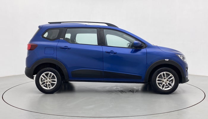 2019 Renault TRIBER RXT, Petrol, Manual, 33,367 km, Right Side View