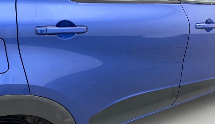 2019 Renault TRIBER RXT, Petrol, Manual, 33,367 km, Right rear door - Minor scratches