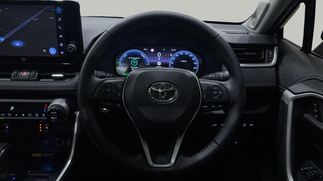 2022 Toyota RAV4 Cruiser (AWD) Hybrid, Automatic, 46064 km, Steering Wheel Close-up