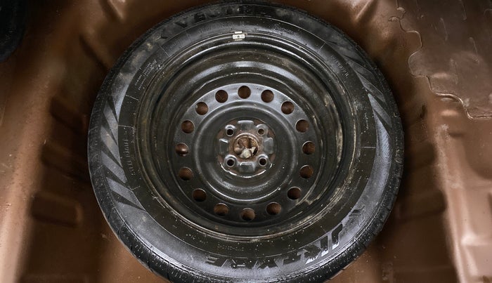 2014 Maruti Ciaz VDI PLUS, Diesel, Manual, 1,35,606 km, Spare Tyre