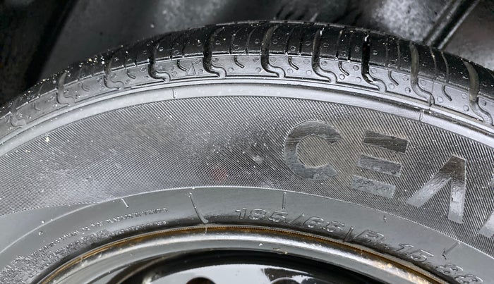 2014 Maruti Ciaz VDI PLUS, Diesel, Manual, 1,35,606 km, Left Rear Tyre Tread