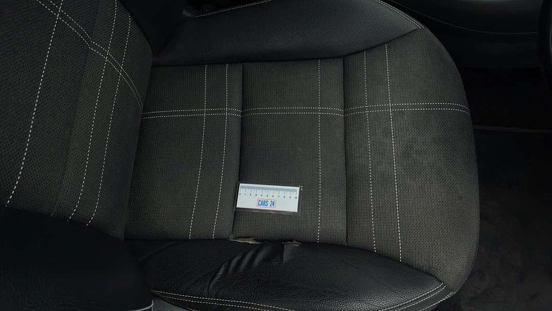 Seats Front RHS Wear