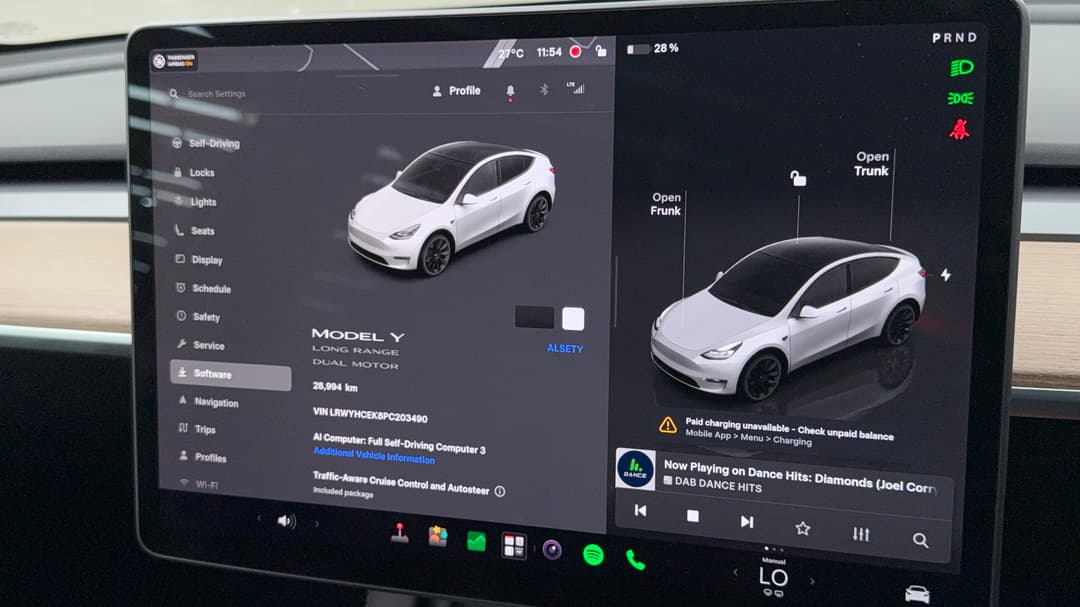 2023 Tesla Model Y Long Range, Automatic, 28994 km, Odometer View