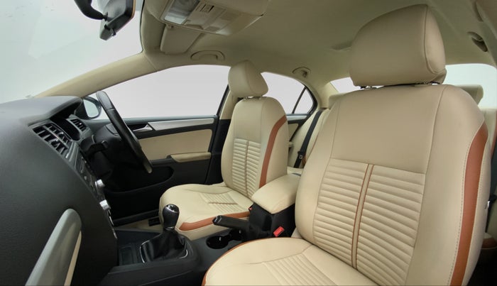 2012 Volkswagen Jetta TRENDLINE 1.4 TSI MT, Petrol, Manual, 76,679 km, Right Side Front Door Cabin