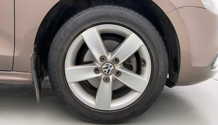 2012 Volkswagen Jetta TRENDLINE 1.4 TSI MT, Petrol, Manual, 76,679 km, Right Front Wheel