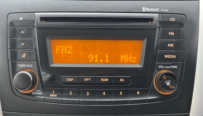 2017 Maruti Celerio ZXI AMT, Petrol, Automatic, 72,602 km, Infotainment system - Button has minor damage
