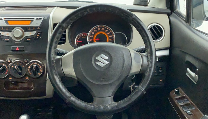 2015 Maruti Wagon R 1.0 VXI AMT, Petrol, Automatic, 36,832 km, Steering Wheel Close Up