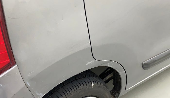 2015 Maruti Wagon R 1.0 VXI AMT, Petrol, Automatic, 36,832 km, Right quarter panel - Minor scratches