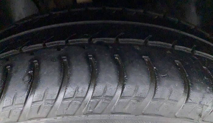 2018 Skoda Octavia LK 1.8 TSI AT, Petrol, Automatic, 26,983 km, Right Rear Tyre Tread