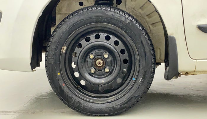 2015 Maruti Wagon R 1.0 VXI, Petrol, Manual, 18,513 km, Left Front Wheel