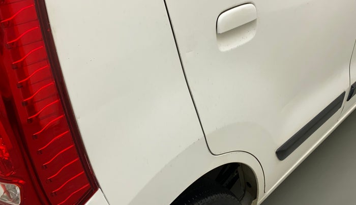 2015 Maruti Wagon R 1.0 VXI, Petrol, Manual, 18,513 km, Right quarter panel - Paint has minor damage
