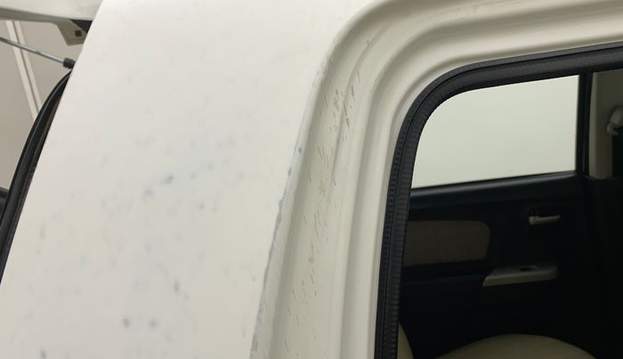 2015 Maruti Wagon R 1.0 VXI, Petrol, Manual, 18,513 km, Right C pillar - Paint is slightly faded