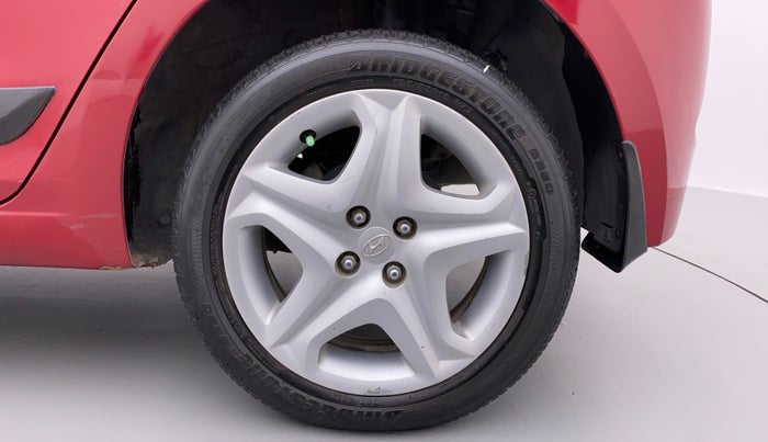 2017 Hyundai Elite i20 ASTA 1.2, Petrol, Manual, 32,184 km, Left Rear Wheel