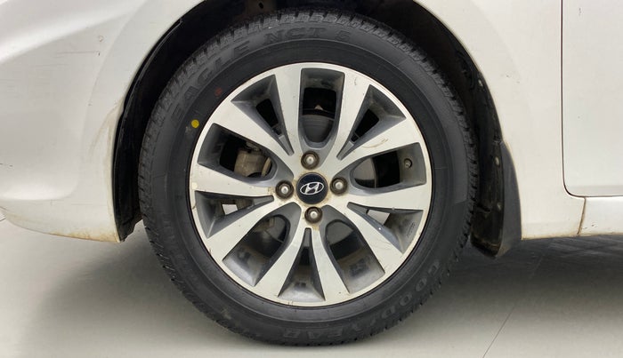 2015 Hyundai Verna FLUIDIC 1.6 CRDI SX AT, Diesel, Automatic, 94,546 km, Left Front Wheel