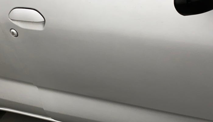2018 Datsun Redi Go T(O) 1.0, Petrol, Manual, 35,190 km, Driver-side door - Minor scratches