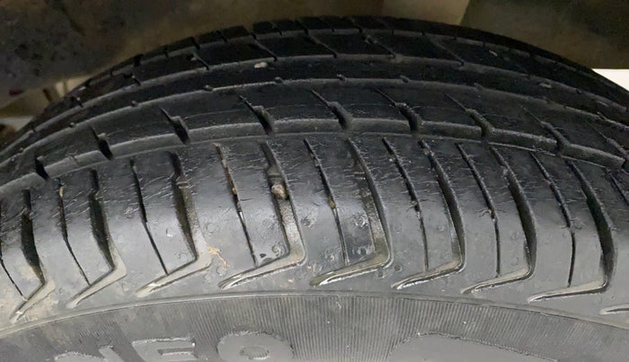 2018 Datsun Redi Go T(O) 1.0, Petrol, Manual, 35,190 km, Left Rear Tyre Tread
