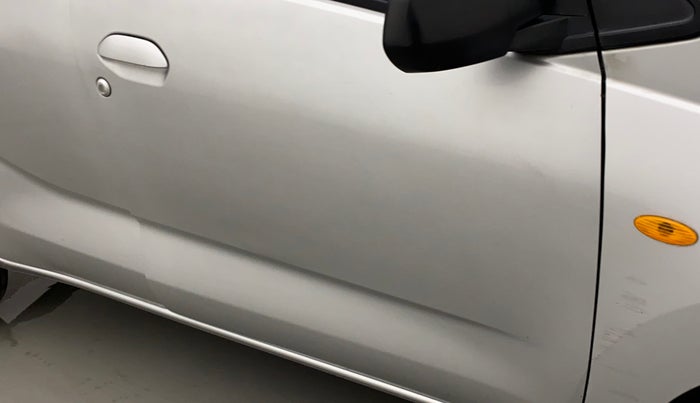 2018 Datsun Redi Go T(O) 1.0, Petrol, Manual, 35,190 km, Driver-side door - Paint has faded