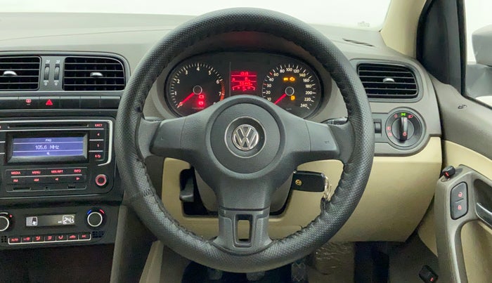 2014 Volkswagen Vento COMFORTLINE MT PETROL, Petrol, Manual, 58,108 km, Steering Wheel Close Up