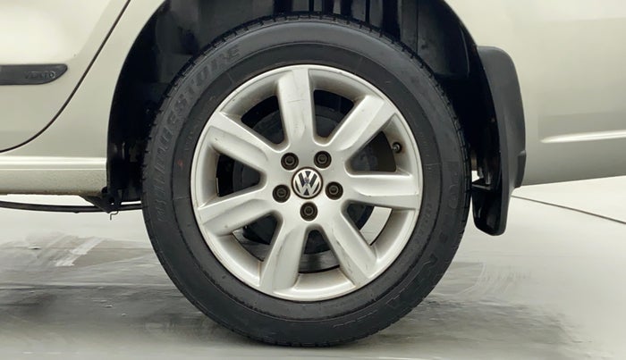 2014 Volkswagen Vento COMFORTLINE MT PETROL, Petrol, Manual, 58,108 km, Left Rear Wheel
