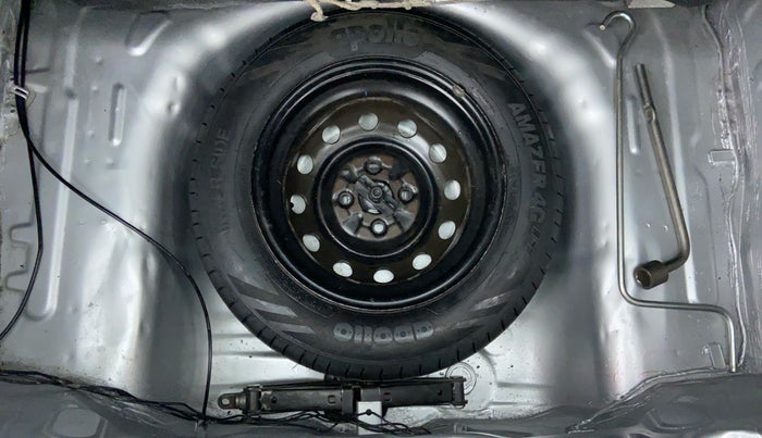 2015 Hyundai Eon MAGNA PLUS, Petrol, Manual, 71,704 km, Spare Tyre