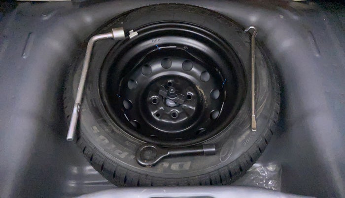 2018 Hyundai Eon MAGNA PLUS, Petrol, Manual, 3,922 km, Spare Tyre