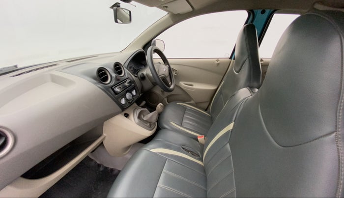 2015 Datsun Go A, Petrol, Manual, 65,131 km, Right Side Front Door Cabin