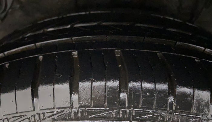 2014 Hyundai i20 ASTA 1.2, Petrol, Manual, 40,499 km, Right Rear Tyre Tread