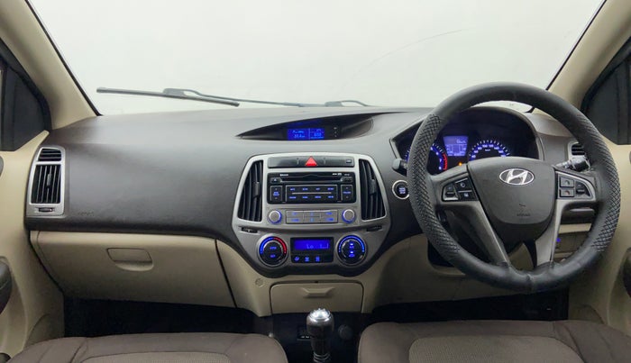 2014 Hyundai i20 ASTA 1.2, Petrol, Manual, 40,499 km, Dashboard