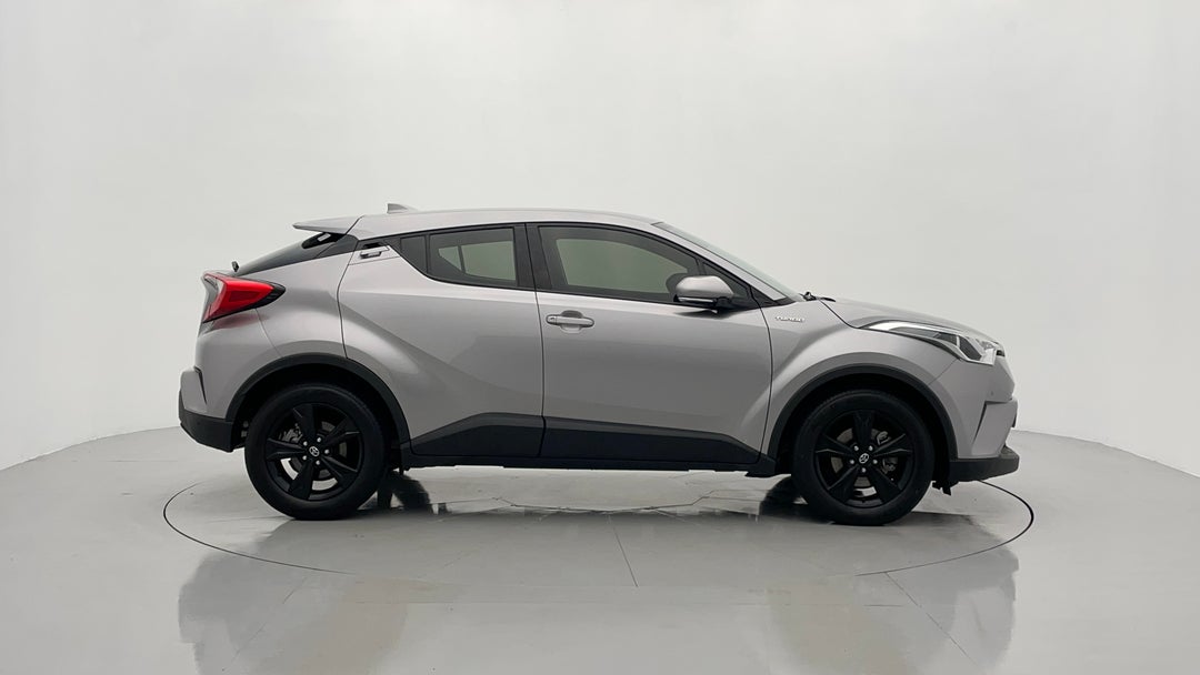 2019 Toyota C-HR (2wd), Manual, 72889 km, Right Side View