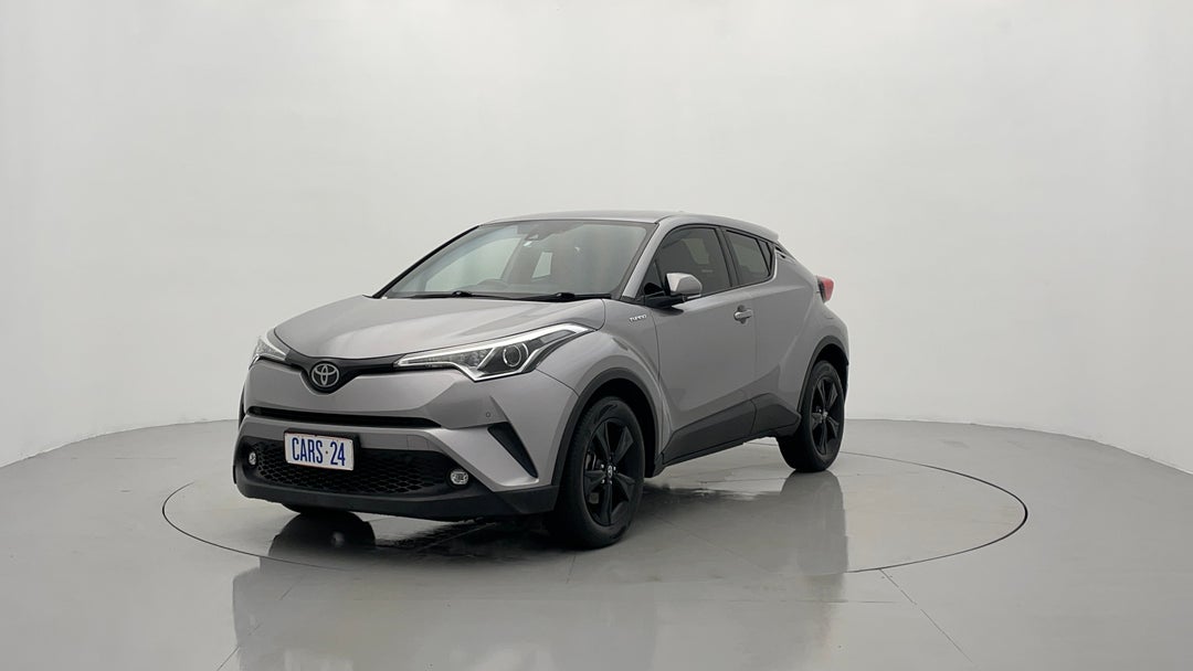 2019 Toyota C-HR (2wd), Manual, 72889 km, Left Front Diagonal (45- Degree) View