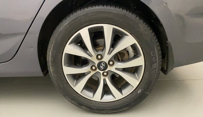 2014 Hyundai Verna FLUIDIC 1.6 VTVT SX, Petrol, Manual, 65,104 km, Left Rear Wheel