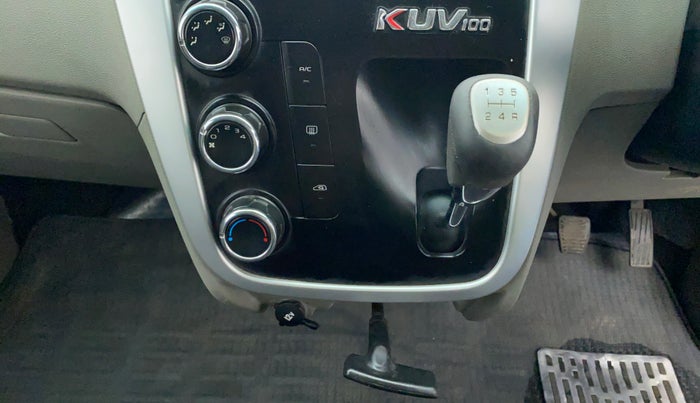 2016 Mahindra Kuv100 K6+ 6 STR, Petrol, Manual, 63,049 km, Gear Lever