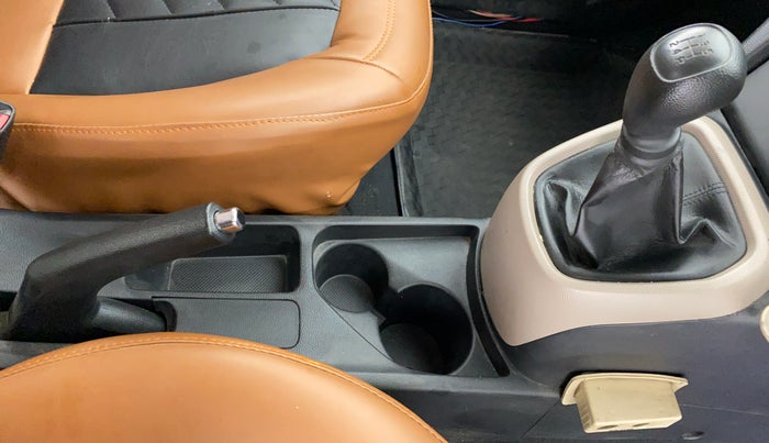 2014 Hyundai Xcent S 1.2, Petrol, Manual, 59,310 km, Gear Lever