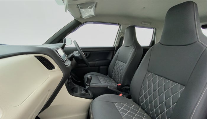 2020 Maruti New Wagon-R LXI 1.0 L, Petrol, Manual, 13,473 km, Right Side Front Door Cabin