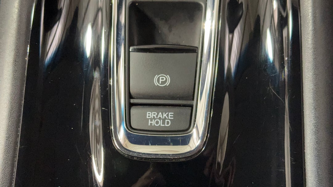 2016 Honda HR-V Vti-s, Automatic, 47753 km, Handbrake