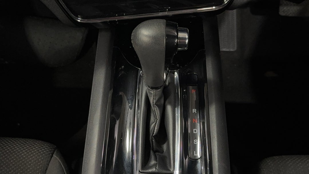 2016 Honda HR-V Vti-s, Automatic, 47753 km, Gear Lever 