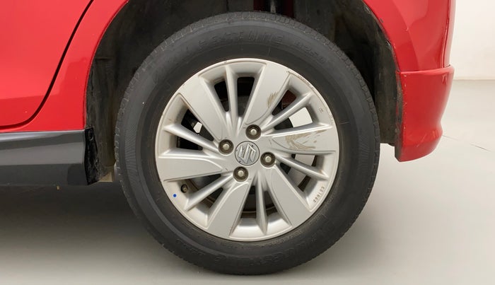 2017 Maruti Swift ZDI, Diesel, Manual, 55,856 km, Left Rear Wheel
