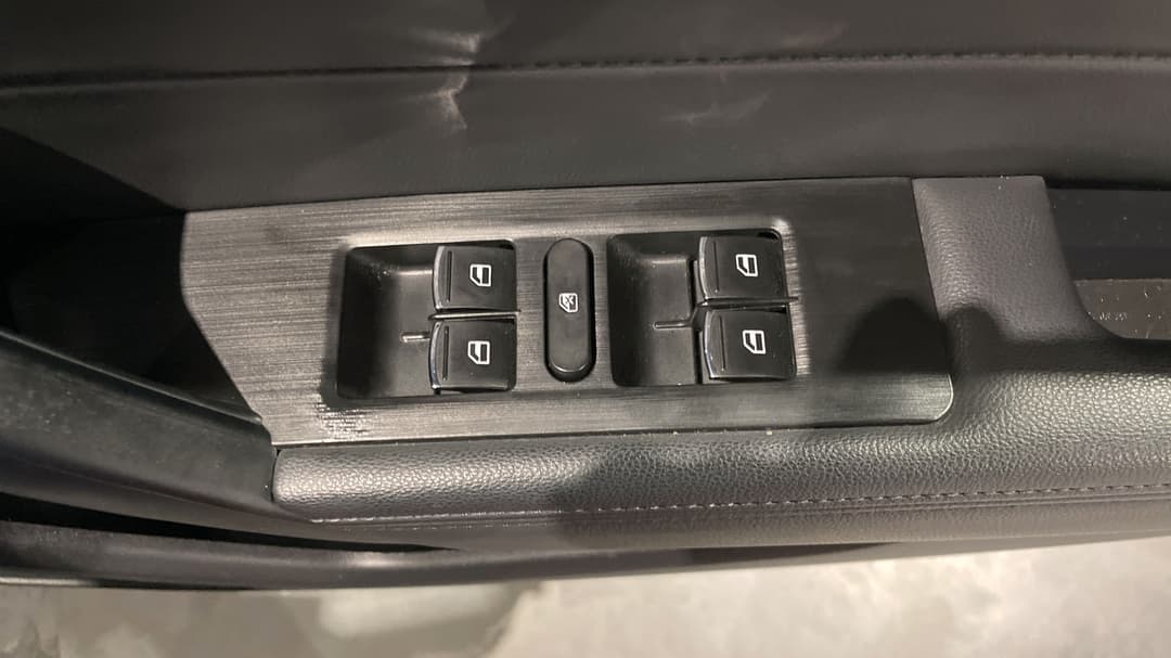 2020 Haval H2 Premium 2WD, Automatic, 63137 km, Drivers Side Door Panel Controls