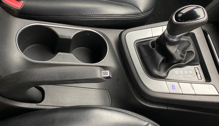 2018 Hyundai New Elantra 2.0 SX AT PETROL, Petrol, Automatic, 26,986 km, Gear Lever
