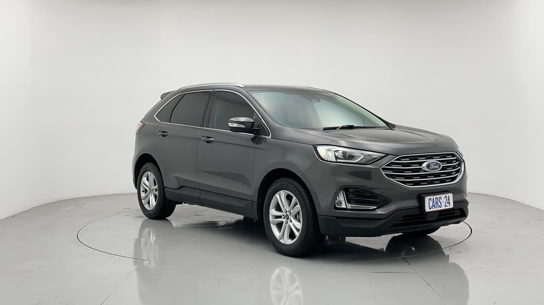 2018 Ford Endura Trend (awd), Automatic, 86655 km, Right Front Diagonal (45- Degree) View